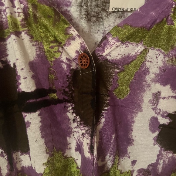 One Button multi colored blouse - Picture 4 of 4